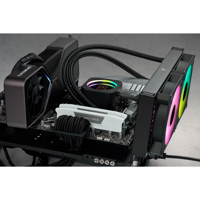 Corsair Vengeance CMK32GX5M2B5200C40W memory module